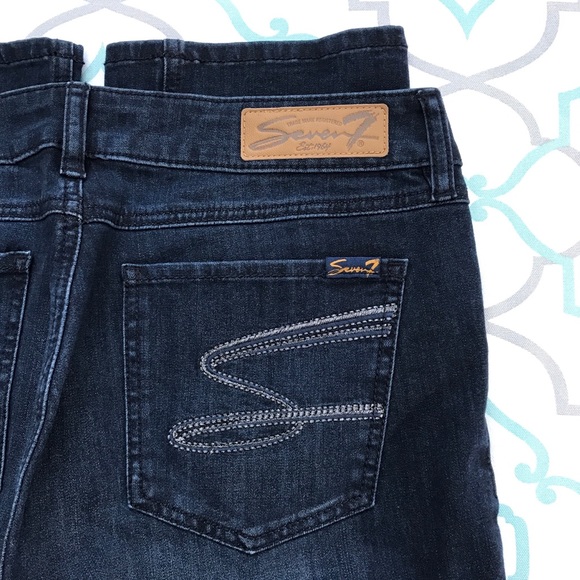 Seven7 Denim - HP💙👖PRETTY SEVEN7 CROP👖💙31 11/12 22” DARK WASH